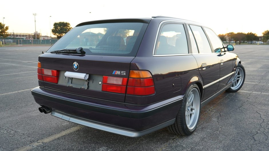 BMW M5 Touring de vanzare