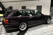 BMW M5 Touring in Daytona Violet