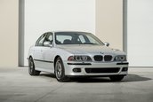 BMW M5 vandut cu 176.000 dolari