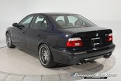 BMW M5 vandut cu 200.000 de dolari