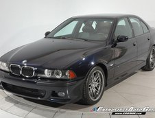 BMW M5 vandut cu 200.000 de dolari