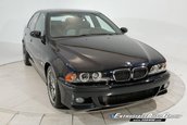 BMW M5 vandut cu 200.000 de dolari