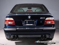 BMW M5 vandut cu 200.000 de dolari