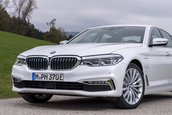 BMW M550i xDrive si 530e iPerformance