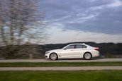 BMW M550i xDrive si 530e iPerformance