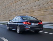 BMW M550i xDrive si 530e iPerformance