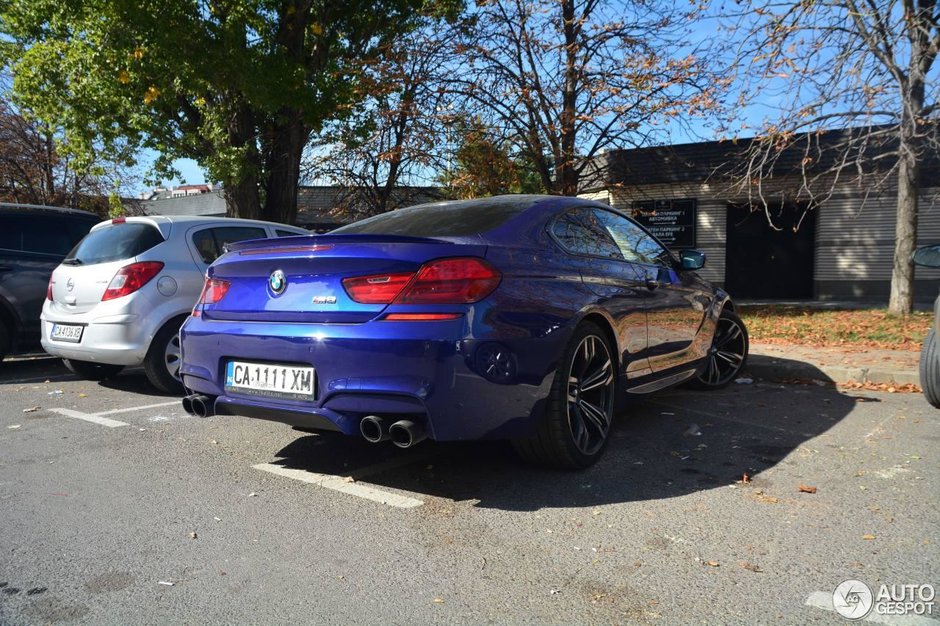BMW M6 cu roata blocata