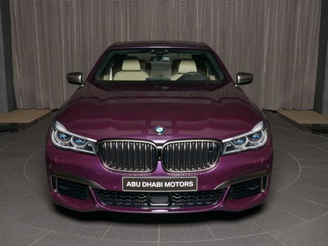 BMW M760Li in Purple Silk