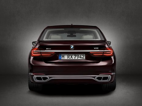 BMW M760Li xDrive Excellence