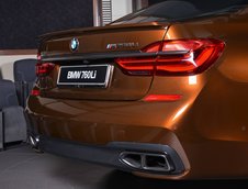 BMW M760Li xDrive in Chestnut Bronze