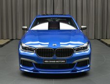 BMW M760Li xDrive in Estoril Blue