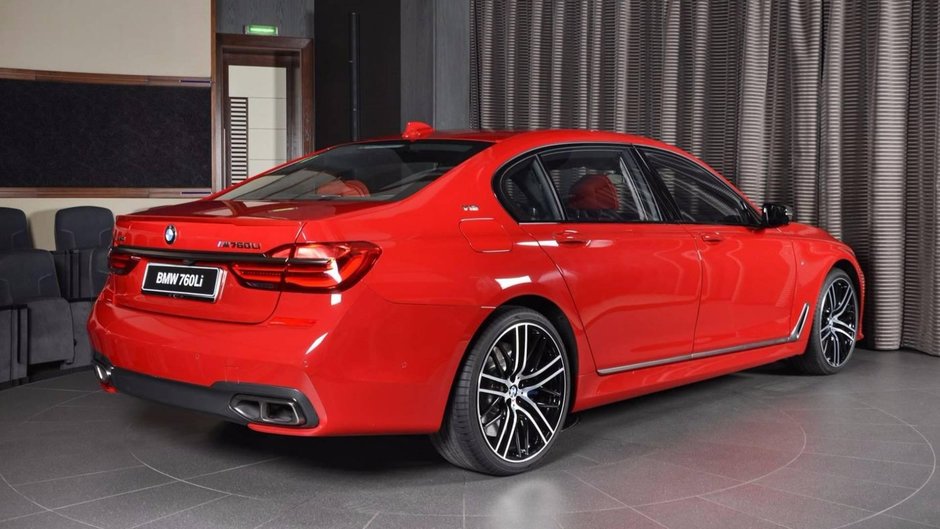 BMW M760Li xDrive in Imola Red