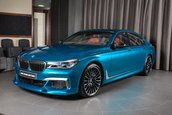 BMW M760Li xDrive in nuanta Long Beach Blue