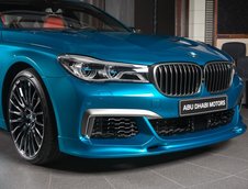 BMW M760Li xDrive in nuanta Long Beach Blue