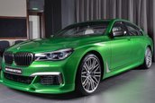 BMW M760Li xDrive in Rallye Green