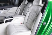 BMW M760Li xDrive in Rallye Green