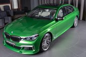 BMW M760Li xDrive in Rallye Green