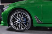 BMW M760Li xDrive in Rallye Green