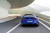 BMW M8 Coupe si Cabrio