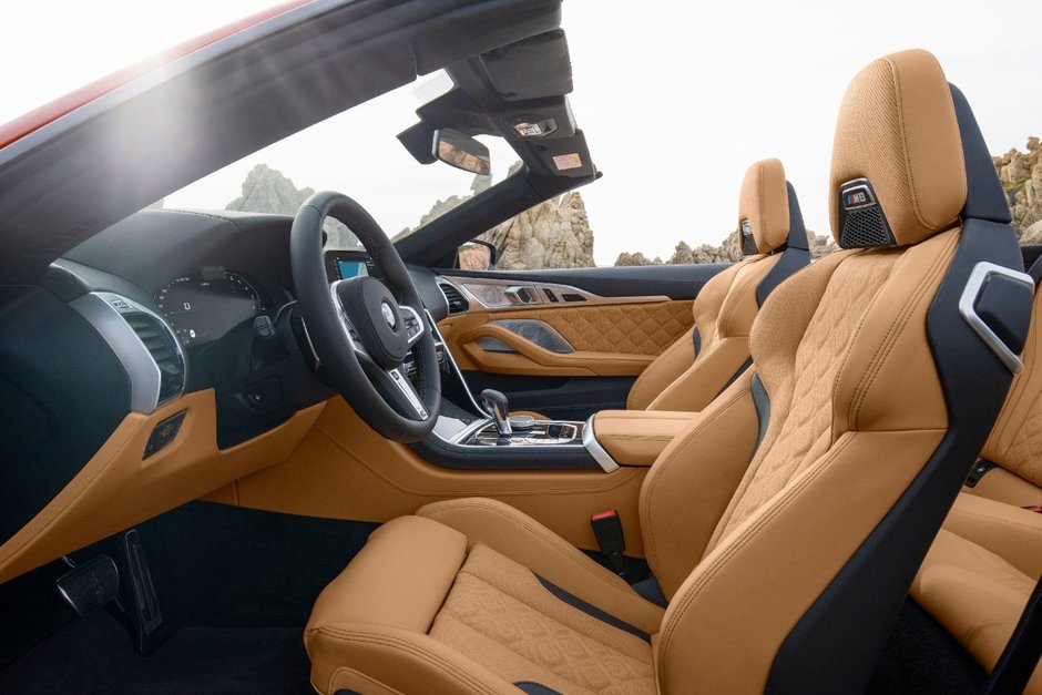 BMW M8 Coupe si Cabrio