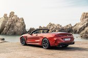 BMW M8 Coupe si Cabrio