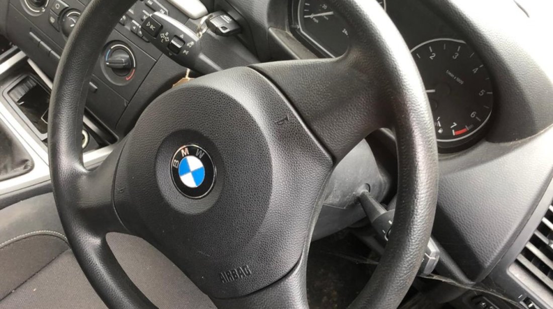 BMW Pentru Piese,siria 1.motor n43,E81. 1.6i an 2009 LCI,Coupe,mai mute piese sau vându