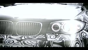BMW Seria 1 M Coupe vine in curand!
