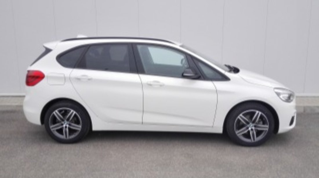 BMW Seria 2 218d Active Tourer 2016