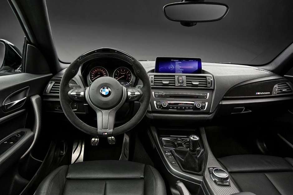 BMW Seria 2 Coupe cu bunatati M Performance