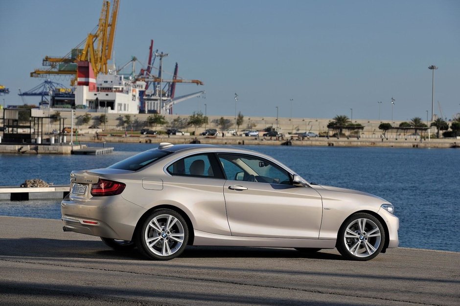 BMW Seria 2 Coupe - Galerie Foto