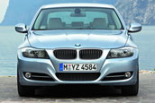 BMW Seria 3 a primit un facelift