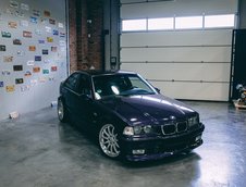 BMW Seria 3 Compact cu motor V8