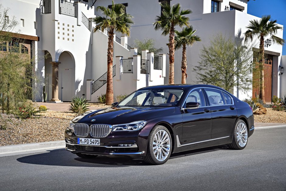 BMW Seria 5, Seria 7 si Mercedes-Maybach S600