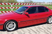BMW Seria 7 cu motor de M5