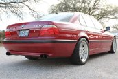 BMW Seria 7 cu motor de M5