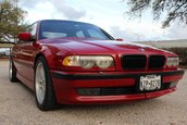 BMW Seria 7 cu motor de M5