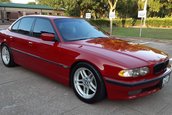 BMW Seria 7 cu motor de M5