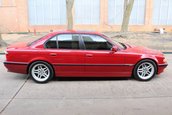 BMW Seria 7 cu motor de M5