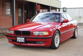 BMW Seria 7 cu motor de M5