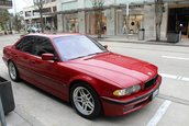 BMW Seria 7 cu motor de M5