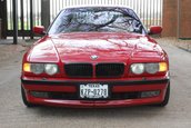 BMW Seria 7 cu motor de M5