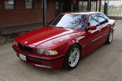 BMW Seria 7 cu motor de M5