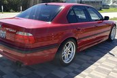 BMW Seria 7 cu motor de M5