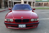 BMW Seria 7 cu motor de M5