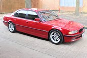 BMW Seria 7 cu motor de M5