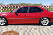 BMW Seria 7 cu motor de M5
