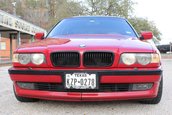 BMW Seria 7 cu motor de M5