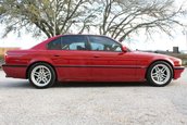 BMW Seria 7 cu motor de M5
