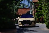 BMW Seria 7 in Desert Sand Uni