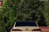 BMW Seria 7 in Desert Sand Uni
